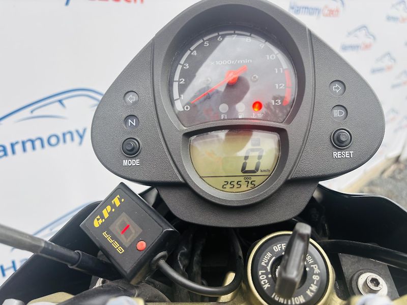 Kawasaki ER-6n 650, 53kW, ABS - fotka 4 z 4