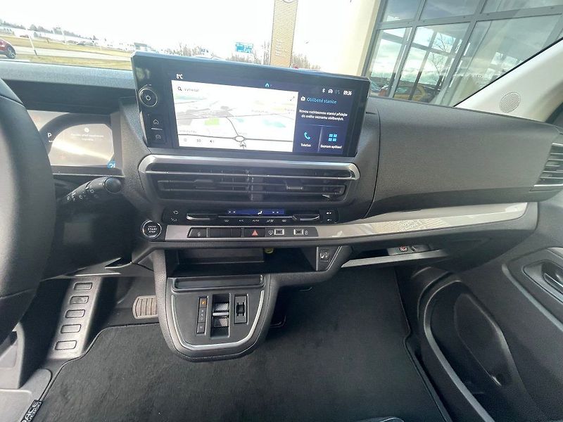 Toyota ProAce Verso 2.0D L2 177HP A/T Business 9 C - fotka 13 z 27