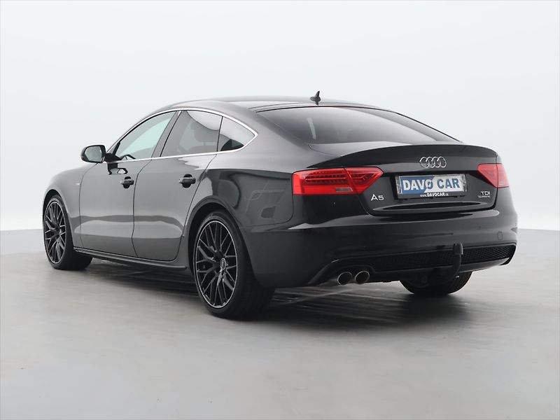 Audi A5 3,0 TDI quattro S-Line 1.Maj - fotka 5 z 36