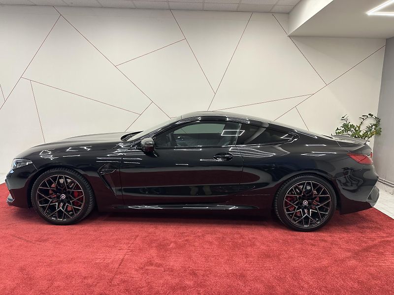 BMW M8 (2023) Competition*360*CARBON*HUD*PPF - fotka 2 z 11
