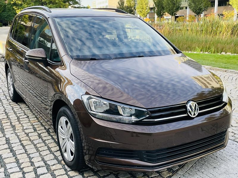 Volkswagen Touran 1.2TSI MANUÁL 7MÍST SERVISKA - fotka 8 z 42