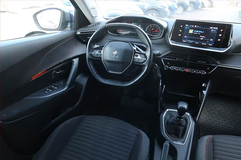 Peugeot 2008 (2021) 1.2 PureTech, Serv.kniha - fotka 7 z 17