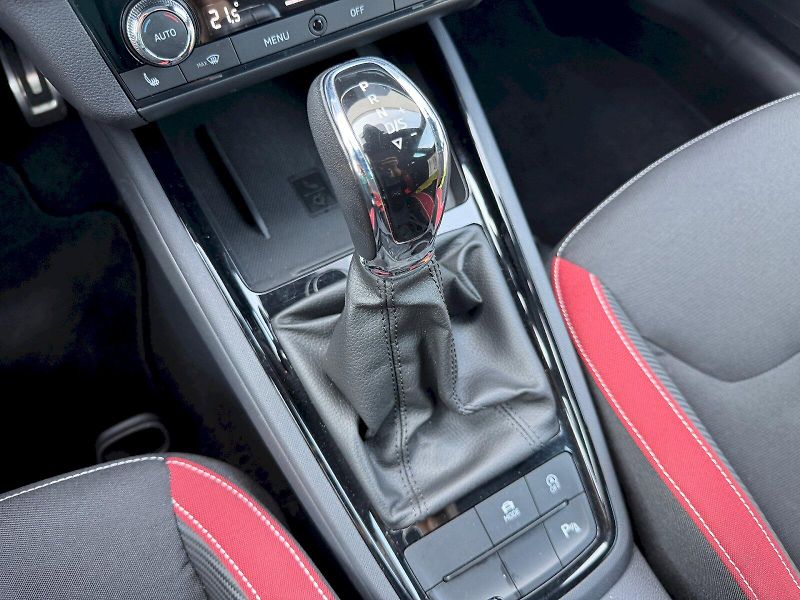 Škoda Kamiq (2024) 1.0 TSI 81kW DSG Monte Carlo - fotka 27 z 35
