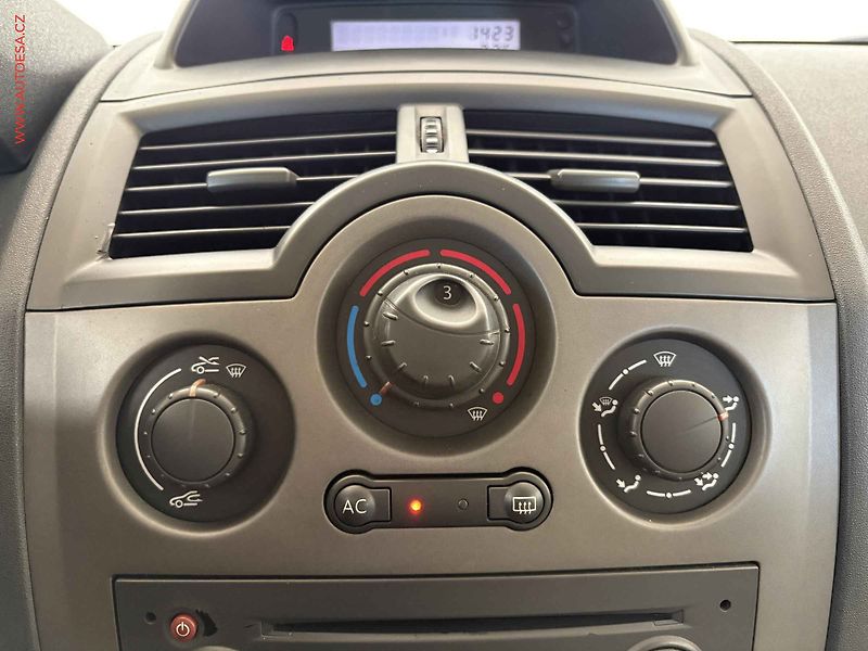 Renault Mégane (2006) 1.4i, ČR, AC, STK7/28 - fotka 13 z 13