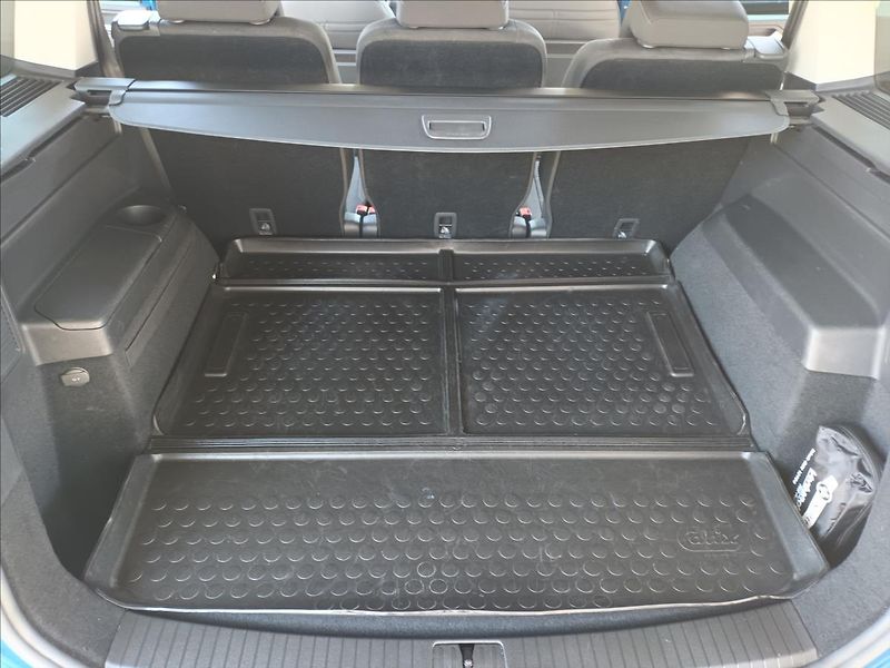 Volkswagen Touran 1,4 TSI,110KW,7M,HIGHLINE,LED - fotka 21 z 46