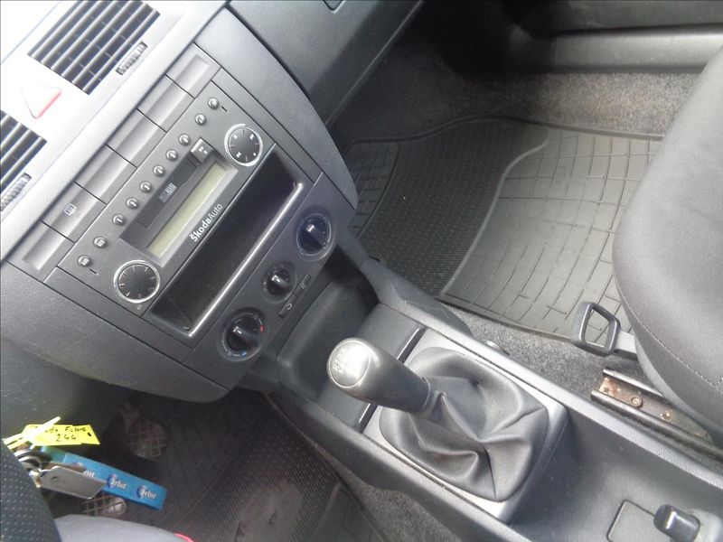 Škoda Fabia 1,4 - fotka 16 z 16