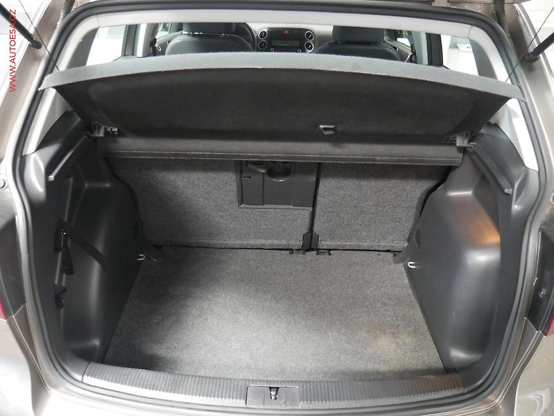 Volkswagen Golf Plus (2010) 1.2 TSi, ČR, AC, temp - fotka 7 z 18