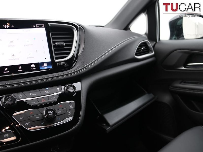 Chrysler Pacifica (2026) Select AWD 3.6 V6 - fotka 34 z 62