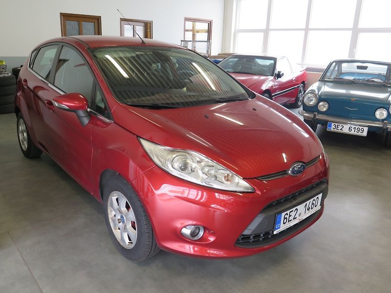 Ford Fiesta (2009) 1.4i,klima,výhřev,GHIA,senzory - fotka 5 z 21