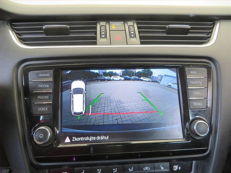 Škoda Octavia (2016) 1.6 TDI, Serv.kniha, Kůže - fotka 15 z 17