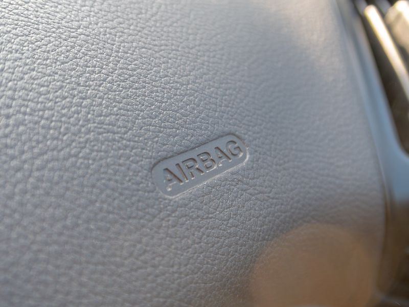 Ford Grand C-MAX (2017) 2.0TDCI 110KW 7sedadel – TAŽNÝ - fotka 30 z 47