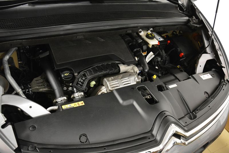 Citroën Grand C4 SpaceTourer (2019) Business Aut 1.MAJITEL - fotka 32 z 40