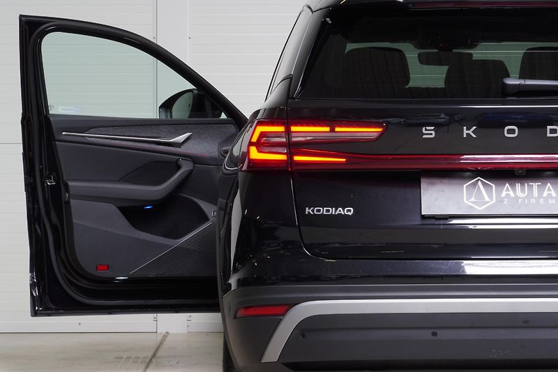 Škoda Kodiaq 2.0TDI Excl.Sel.ČR,1MAJ,7 míst - fotka 13 z 43