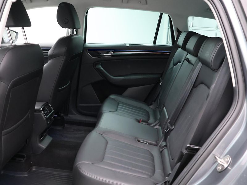 Škoda Kodiaq 2.0 TDI 147 kW L&K 4x4 DSG - fotka 13 z 31