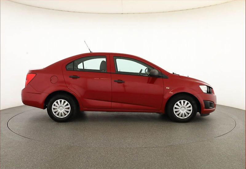 Chevrolet Aveo (2012) 1.2 i 16V, Serv.kniha, po STK - fotka 6 z 13