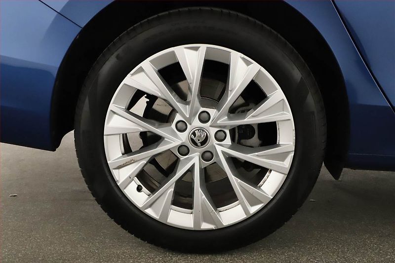 Škoda Superb (2024) 2.0 TDI, Selection - fotka 12 z 20