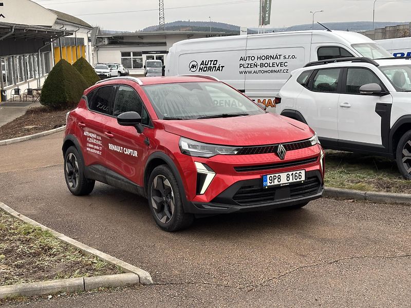 Renault Captur (2025) techno TCe 90 - fotka 2 z 10