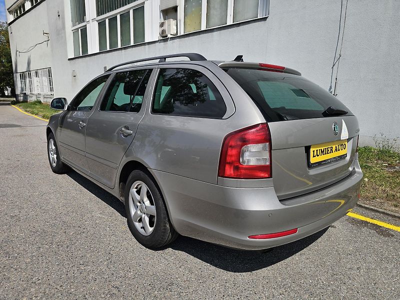 Škoda Octavia (2011) 2 1.6TDI FACELIFT - fotka 3 z 18