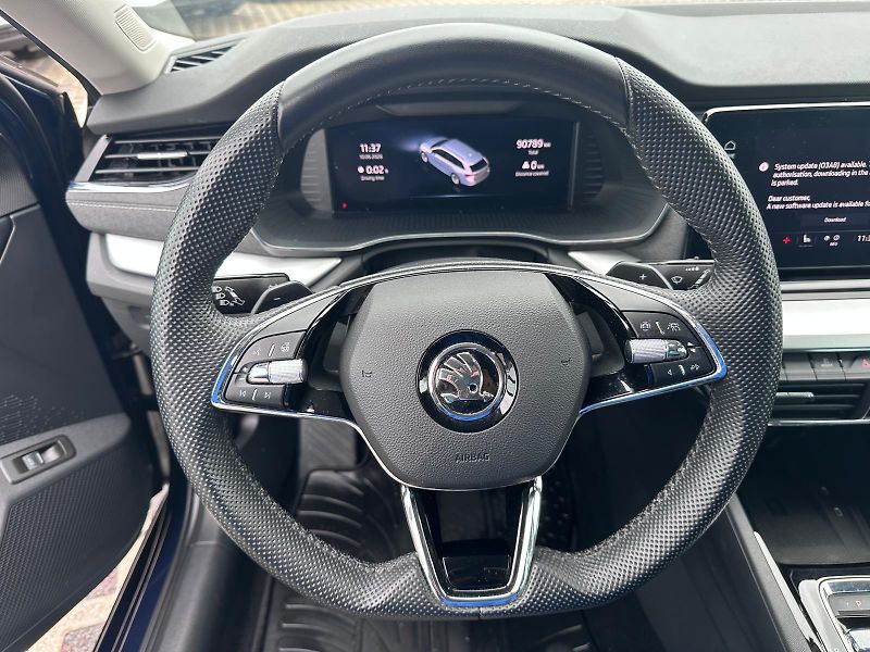 Škoda Octavia 2,0 TDI 110kW DSG Style - fotka 11 z 17