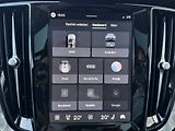 Volvo V60 B4 FWD PLUS DARK // 1. Maj. - náhled 40