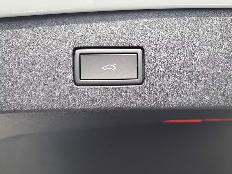 Volkswagen Tayron TDI 4M R-Line Pano HuD H/K IQ - fotka 20 z 22