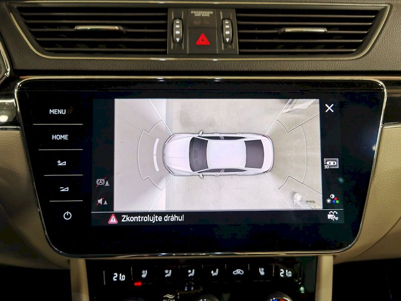 Škoda Superb (2022) 2.0 TDI 147 kW DSG 4x4 L&K - fotka 11 z 31