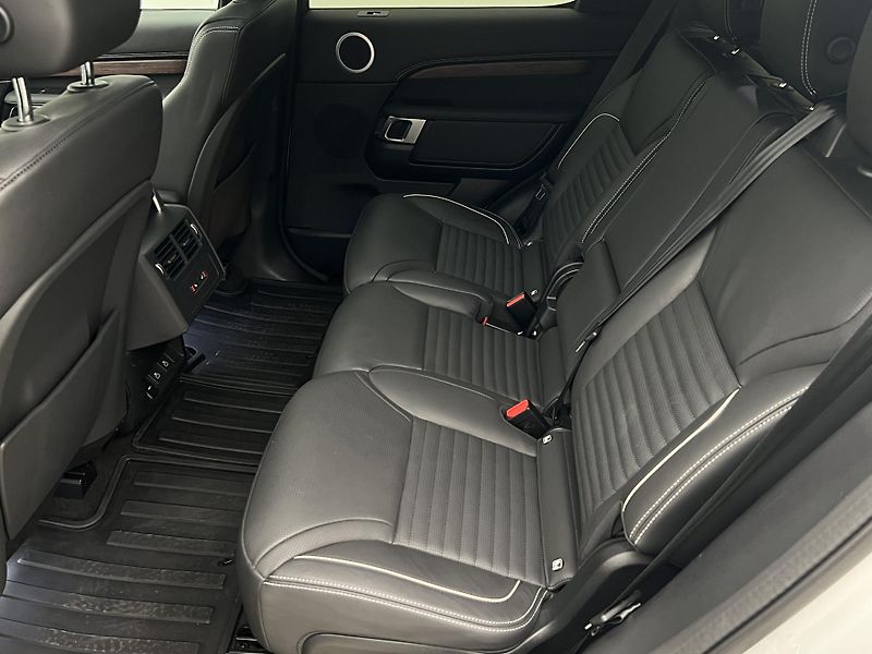 Land Rover Discovery D250 DYNAMIC HSE AWD AUT CZ - fotka 4 z 58