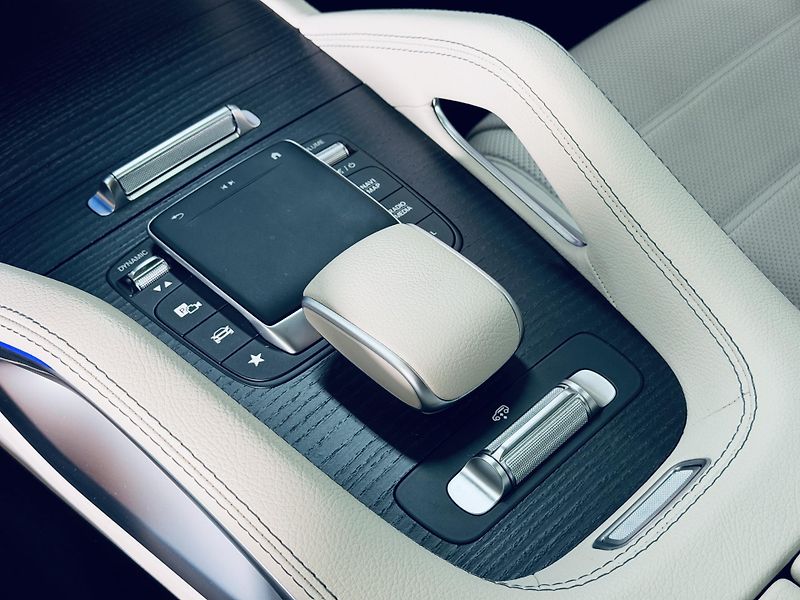 Mercedes-Benz GLE (2022) 350de*CZ*ZÁRUKA*SERVIS ZDARMA - fotka 16 z 35
