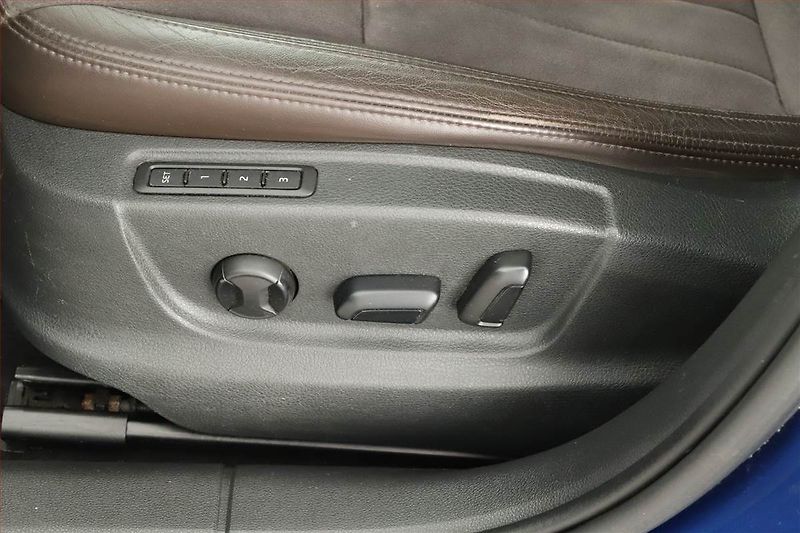 Škoda Octavia (2015) Laurin&Klement 2.0 TDI, 4X4 - fotka 19 z 20