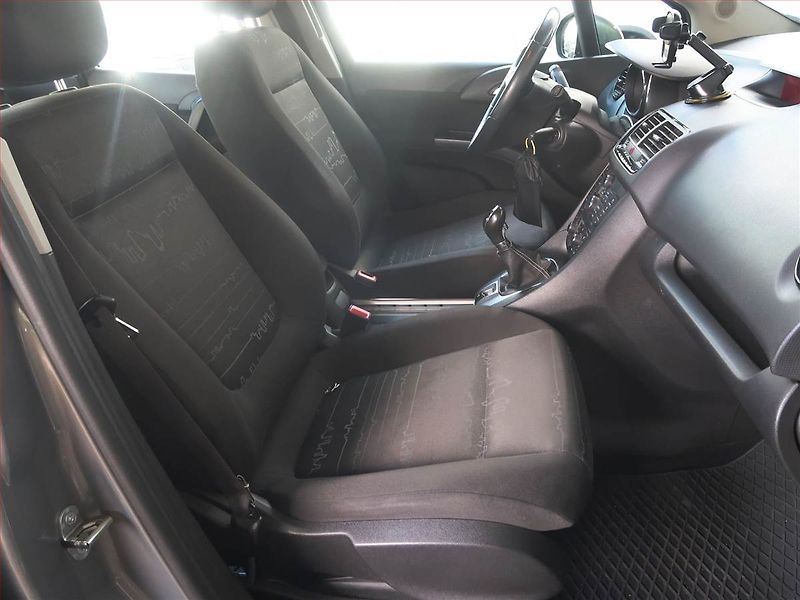 Opel Meriva (2014) 1.4 Turbo, Serv.kniha - fotka 9 z 13