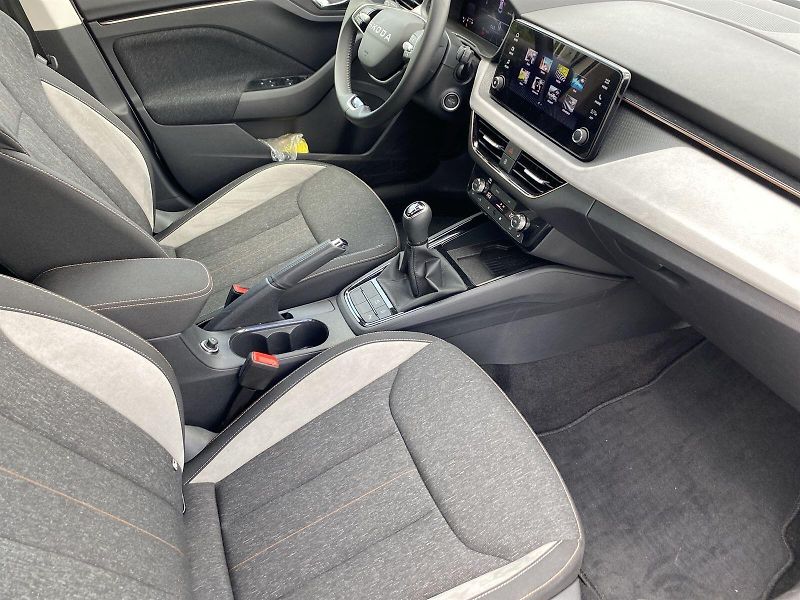 Škoda Scala (2025) 1.5 TSI Top Selection - fotka 10 z 32