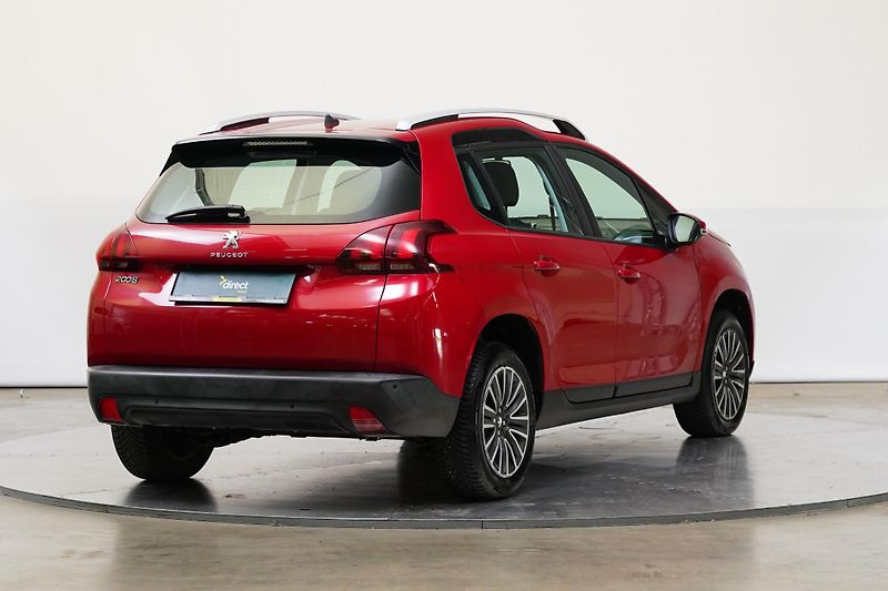 Peugeot 2008 - fotka 2 z 28