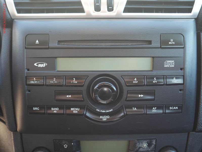 Fiat Stilo (2007) 1.6i, AC, park.čidla - fotka 12 z 15