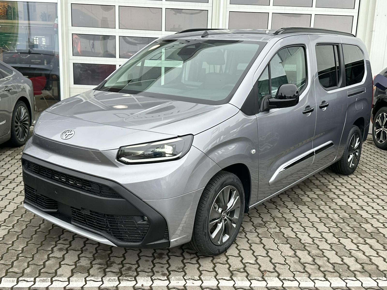 Toyota ProAce City Verso 1.5D-8A/T - FAMILY LONG