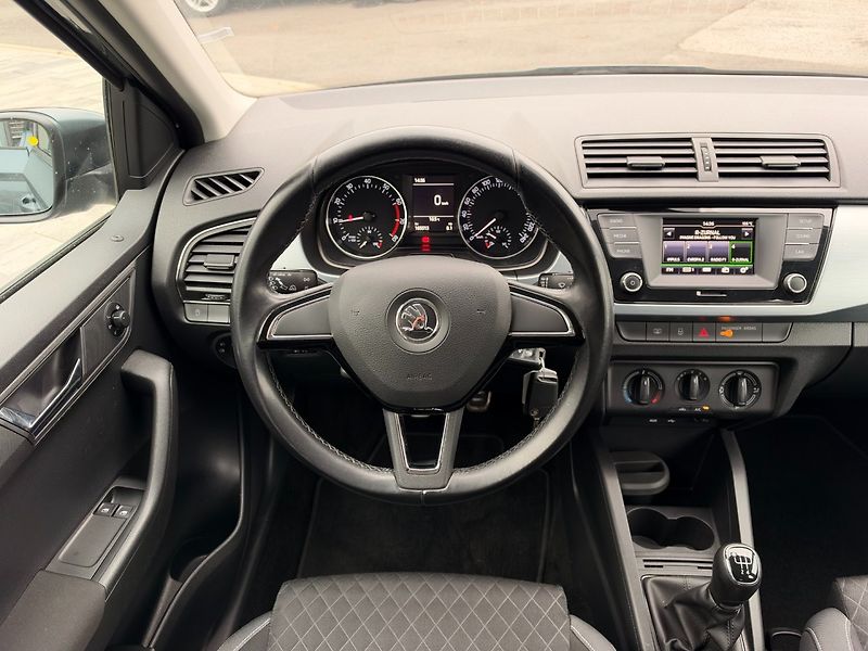 Škoda Fabia (2016) Ambition 1.2 TSI 66kW - fotka 14 z 33