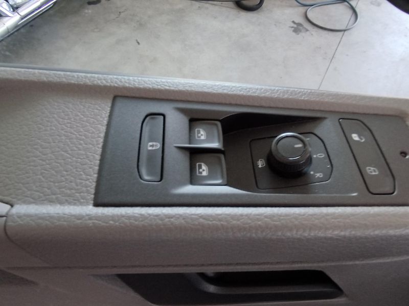 Volkswagen Transporter (2021) 2.0TDi 110kW,TEMP,VYH.SED - fotka 23 z 28