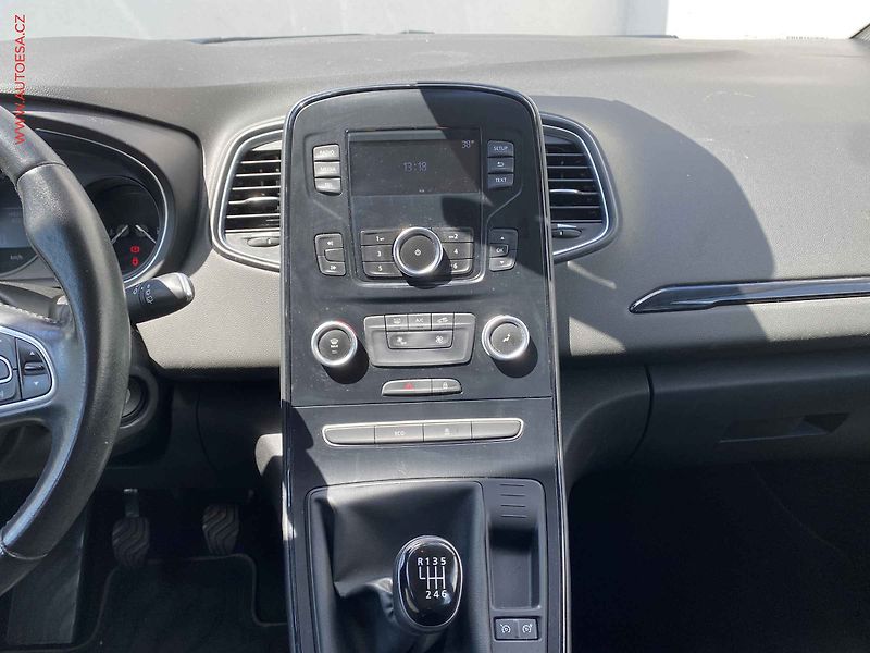 Renault Scénic (2017) 1.5 dCi, AC, tempo - fotka 12 z 14