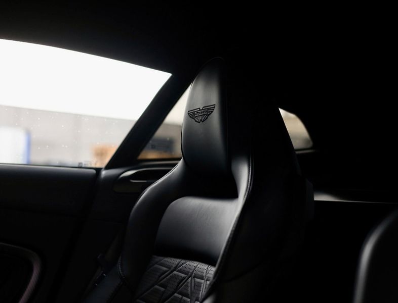 Aston Martin Vanquish (2024) 5.2 V12 New model - fotka 39 z 60
