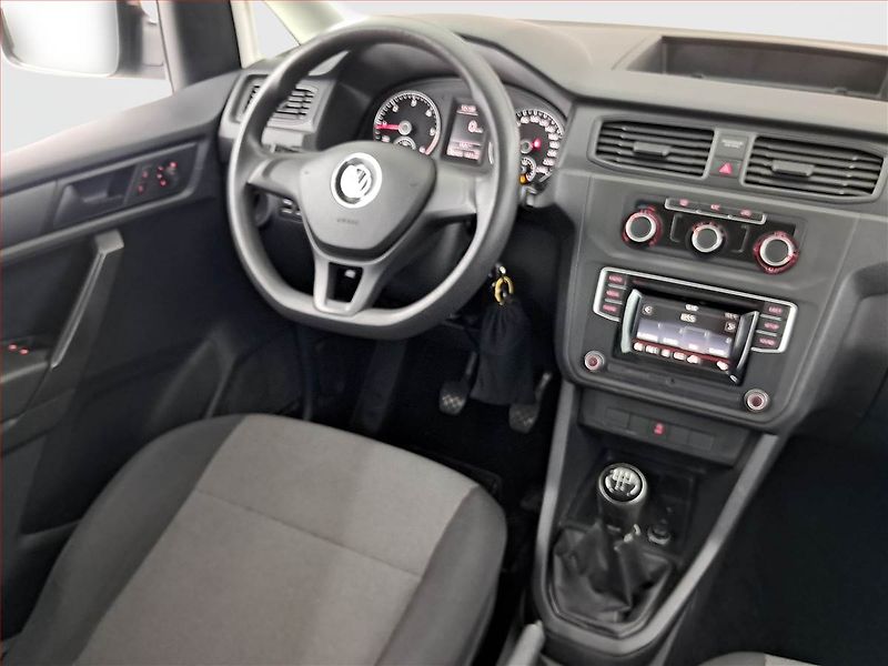 Volkswagen Caddy (2018) 2.0 TDI, 5Míst - fotka 7 z 14