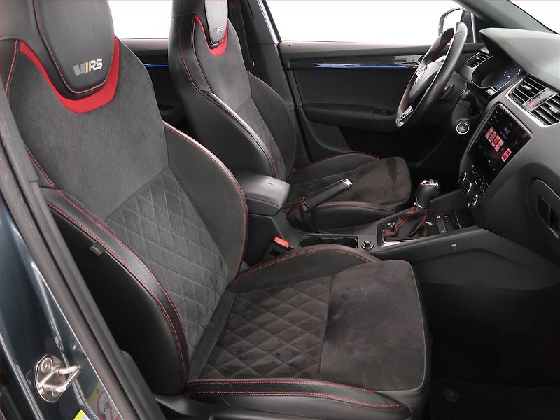 Škoda Octavia (2017) RS 2.0 TDI, Automat, ČR,1.maj - fotka 9 z 21