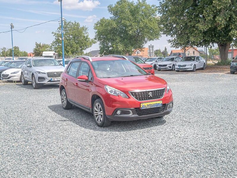 Peugeot 2008 (2017) ČR 1.2T 81KW – 88.359KM - fotka 3 z 51
