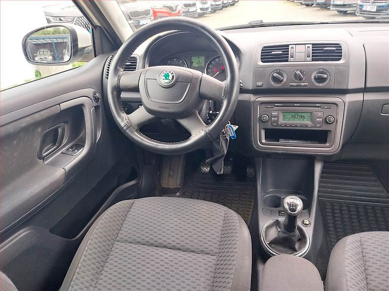 Škoda Fabia (2012) Ambition 1.2 12V, Serv.kniha - fotka 7 z 15