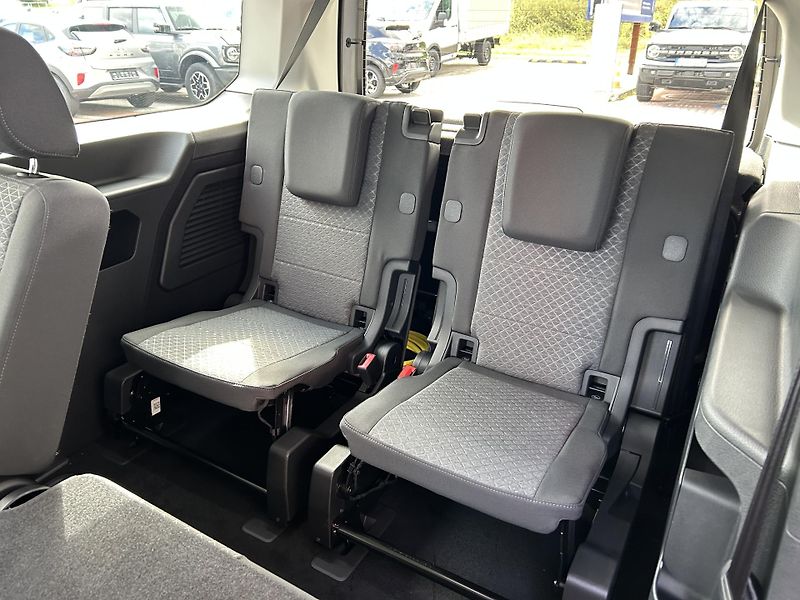Ford Tourneo Connect 1.5 Ecoboost 110kW AT Titanium - fotka 12 z 40