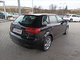 Audi A3 1,6 TDI,XENON,VÝHŘEV,  Sportba - náhled 4