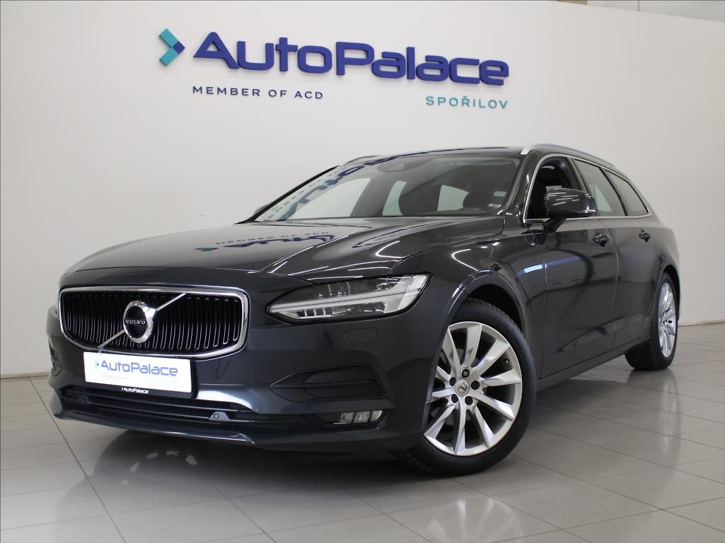 Volvo V90 2,0 D4 AT Mom.PRO BLIS Tažné