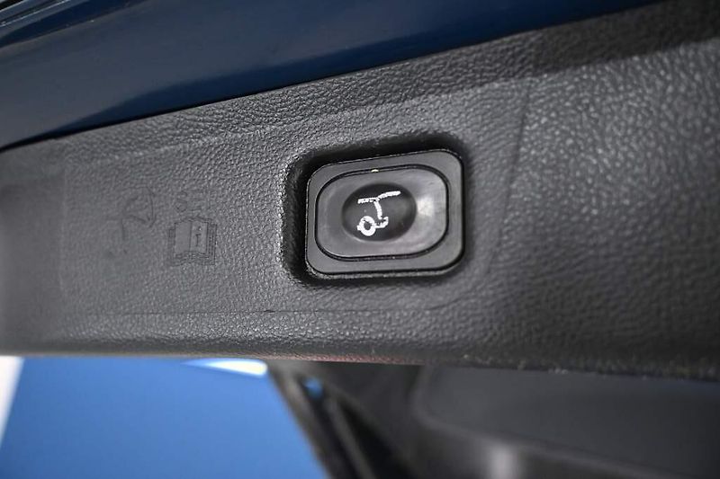 Ford S-MAX (2022) 2.0 ST-LINE LED ACC SONY Tažné - fotka 20 z 34