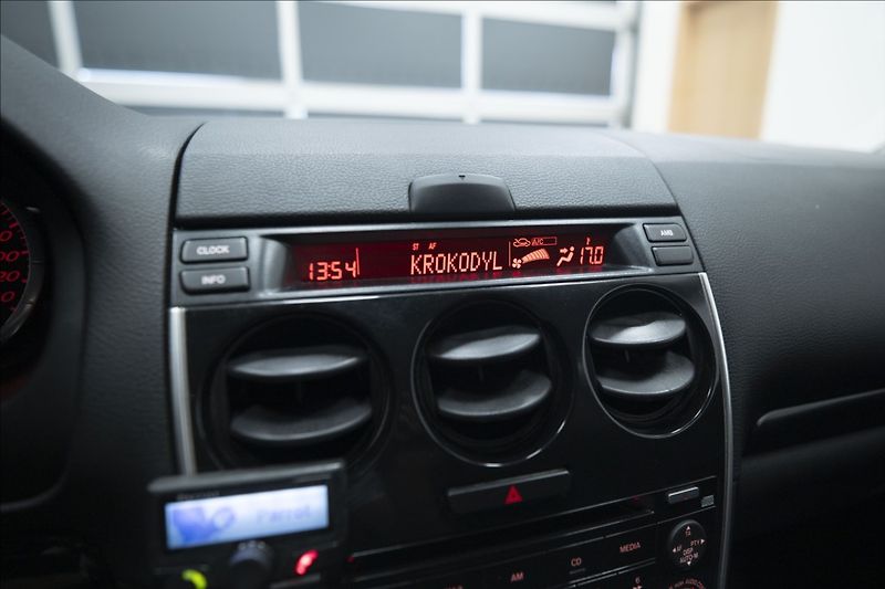 Mazda 6 2,0 i AAC VÝHŘEV BOSE NOVÉ ČR - fotka 26 z 33