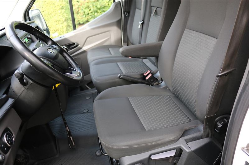 Ford Transit 2,0 95kW,ČR, DPH, Klima - fotka 11 z 27