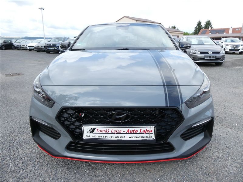 Hyundai i30 2,0 i N 202kW serviska - fotka 2 z 50