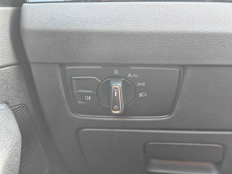 Volkswagen Arteon R-Line 6G 1,5TSI - fotka 20 z 23